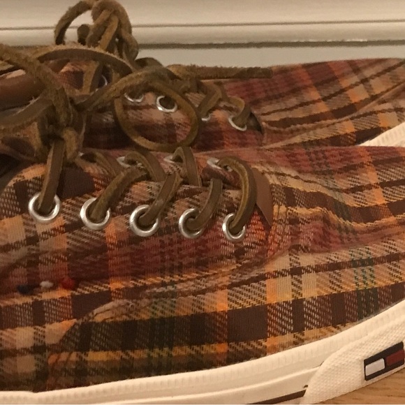 Tommy Hilfiger lace up shoes - Picture 2 of 6